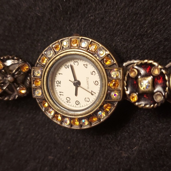 Vintage Avon Bejeweled Stretch Quartz Watch - Picture 2 of 6